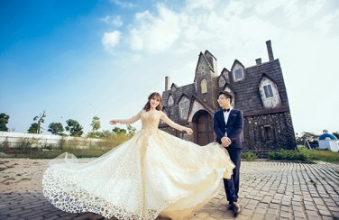 {Bật mí} Kinh nghiệm chụp ảnh cưới studio đẹp ở Sài Gòn CUỐN HÚT